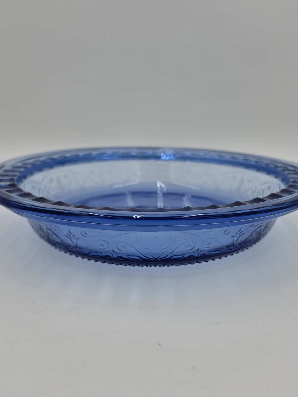 Vintage Blue Glass Pie Dish – 11